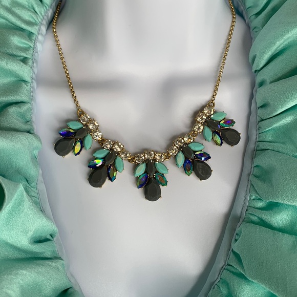 Reduced!💥 J Crew Statement Necklace - Picture 3 of 13